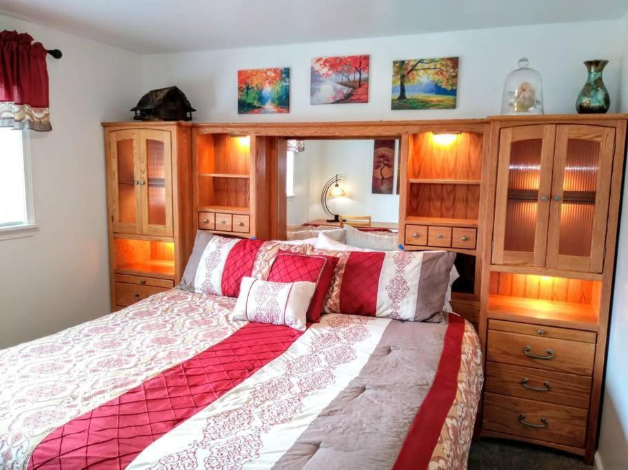 Sauna&Steam Larch Avenue Getaway Villa Port Angeles Bagian luar foto