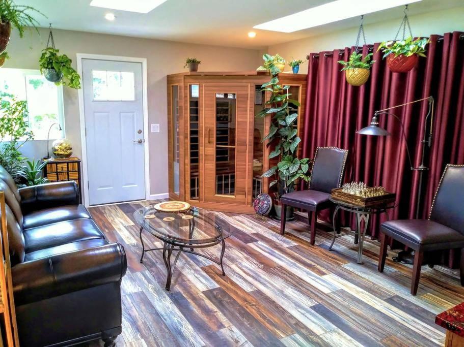 Sauna&Steam Larch Avenue Getaway Villa Port Angeles Bagian luar foto