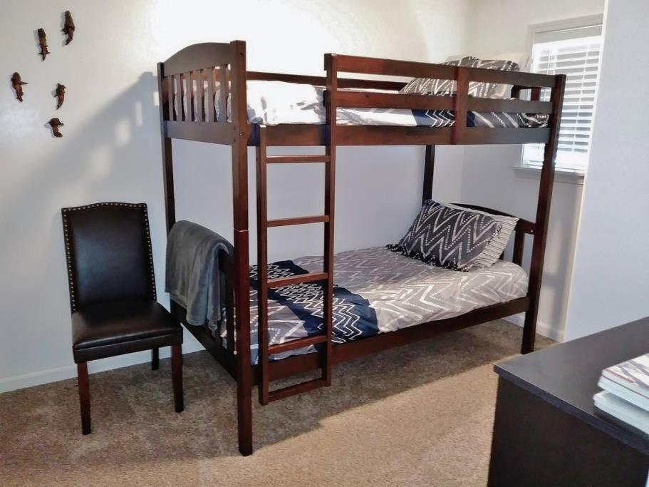 Sauna&Steam Larch Avenue Getaway Villa Port Angeles Bagian luar foto